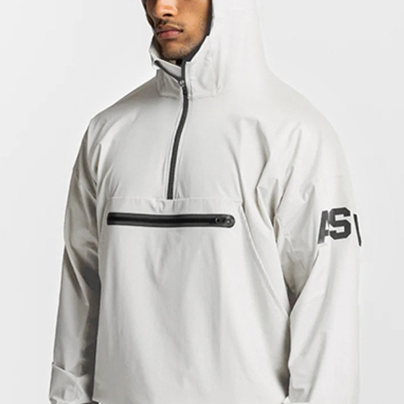 Giacca da Corsa con Cappuccio  - Running Gear Jacket recensione e prezzo