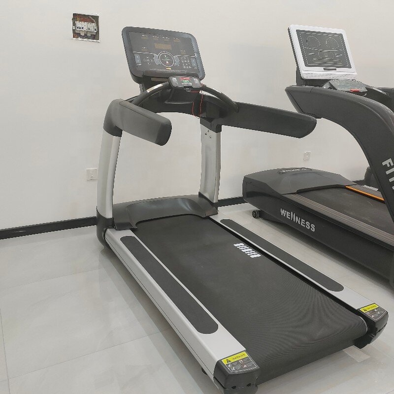 Tapis Roulant Elettrico Profes - Running Gear Equipment recensione e prezzo